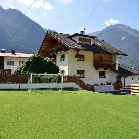 Tirol Im Oetztal Dağ evi Umhausen
